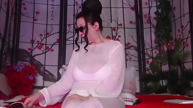 NightOrhideya online show from April 2026 09:25:02 AM