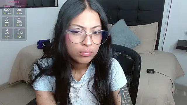 vaness weet online show from July 2026 09:06:02 PM