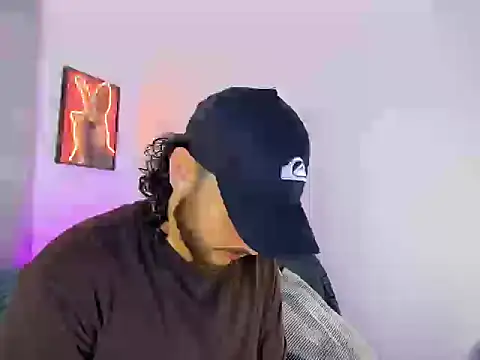 tuyo1995 online show from November 2025 02:44:01 AM