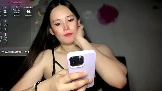 Snapshot of MeganTheRarest chatting on February 2026 07:51:01 AM MeganTheRarest online show from February 2026 07:51:01 AM