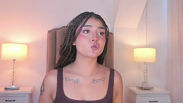 Emma Torres   online show from January 2026 11:59:02 AM