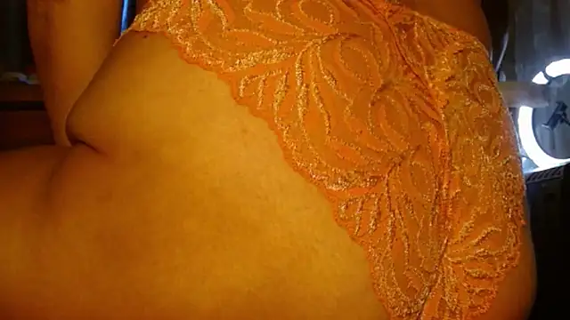 Snapshot of MysteryLadyxXx chatting on July 2026 02:25:02 PM MysteryLadyxXx online show from July 2026 02:25:02 PM
