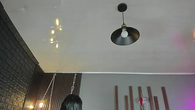 annie barozzi online show from December 2025 01:28:02 PM