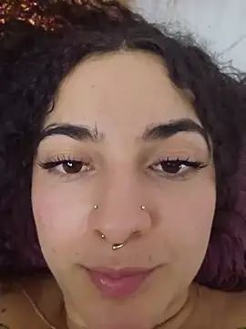Snapshot of merida_bell18 chatting on July 2026 04:19:01 AM merida bell18 online show from July 2026 04:19:01 AM