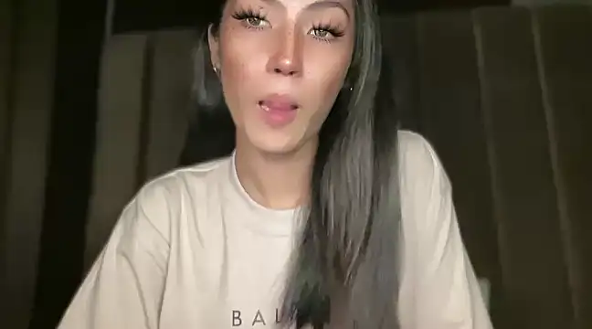 Snapshot of Bella_Gordon chatting on January 2025 01:32:01 PM Bella Gordon online show from January 2025 01:32:01 PM