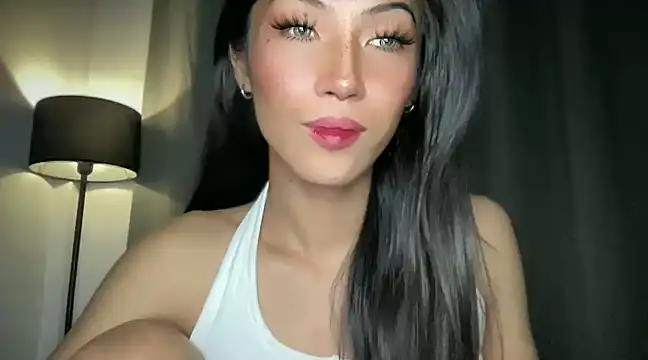 Snapshot of Bella_Gordon chatting on March 2025 10:39:02 PM Bella Gordon online show from March 2025 10:39:02 PM