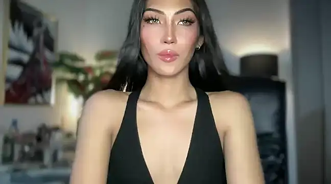 Snapshot of Bella_Gordon chatting on March 2025 11:11:02 PM Bella Gordon online show from March 2025 11:11:02 PM