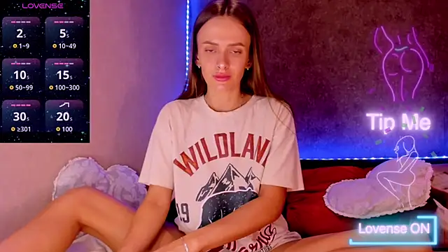 Snapshot of madina_taher chatting on March 2025 12:16:02 AM madina taher online show from March 2025 12:16:02 AM