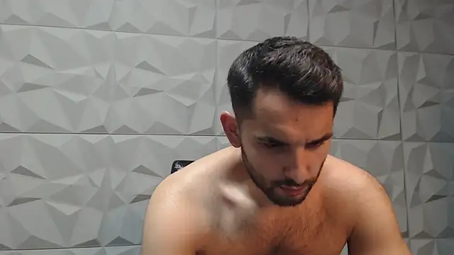 Antoniodiamond online show from September 2025 07:13:02 PM