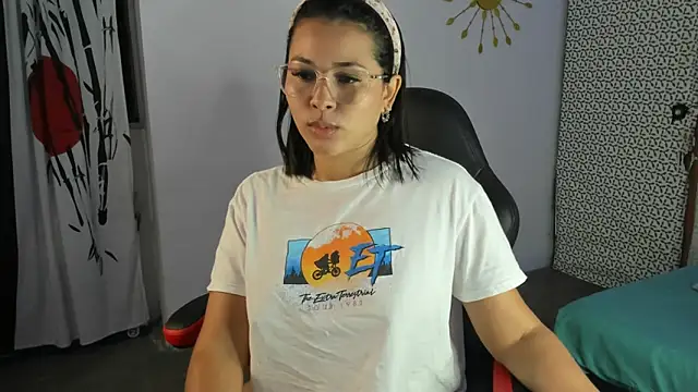 caylinhot7 online show from October 2025 05:06:02 AM