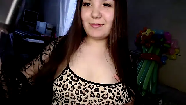 Var Kiss online show from March 2025 10:05:01 AM