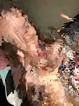 Var Kiss online show from September 2025 02:16:01 PM