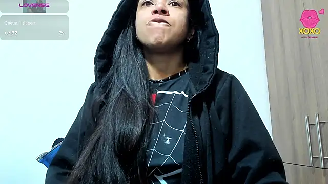 Bessie32 online show from November 2025 10:07:01 AM