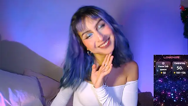 Snapshot of Cinamoonn chatting on December 2024 08:13:01 PM Cinamoonn online show from December 2024 08:13:01 PM