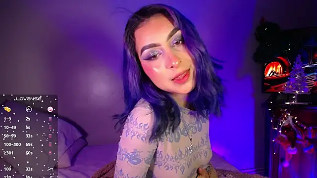 Snapshot of Cinamoonn chatting on December 2024 08:58:01 PM Cinamoonn online show from December 2024 08:58:01 PM