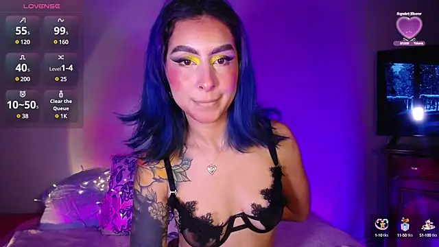 Snapshot of Cinamoonn chatting on January 2025 08:29:01 PM Cinamoonn online show from January 2025 08:29:01 PM