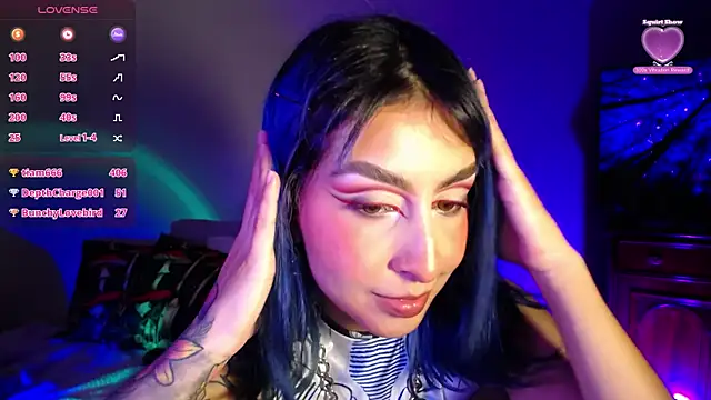 Snapshot of Cinamoonn chatting on January 2025 08:34:02 PM Cinamoonn online show from January 2025 08:34:02 PM