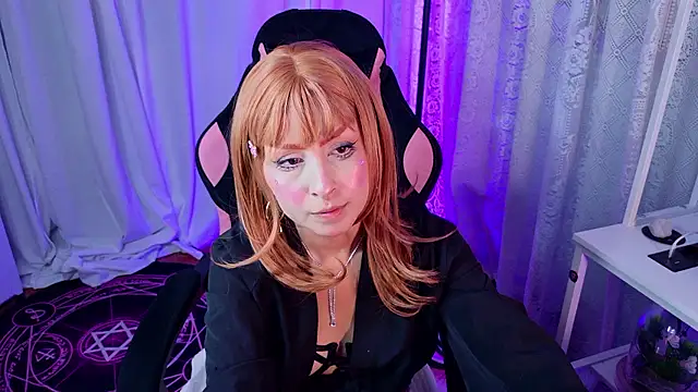 Cinamoonn online show from July 2026 08:56:01 PM