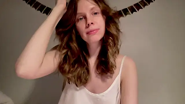 Nikki Mimimi online show from January 2025 01:14:01 PM