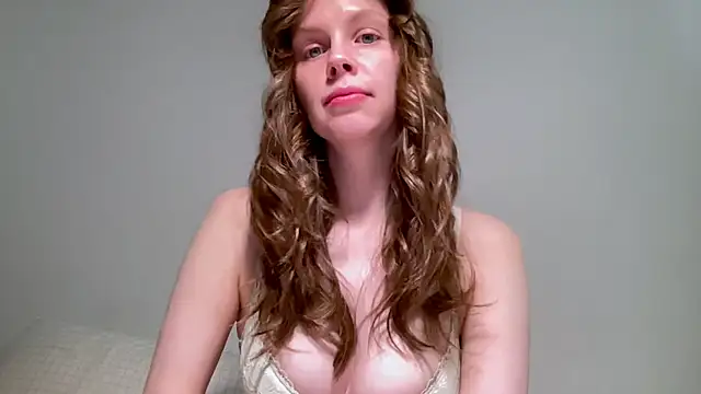 Snapshot of Nikki_Mimimi chatting on February 2026 10:03:02 AM Nikki Mimimi online show from February 2026 10:03:02 AM