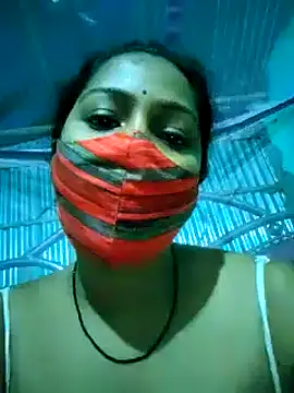 Shristiprakash0 online show from December 2024 05:45:02 PM