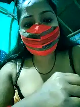 Shristiprakash0 online show from December 2024 05:18:02 PM