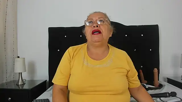 Keira Lennox online show from November 2025 11:40:02 AM