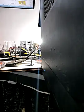 Snapshot of 000002m chatting on October 2025 09:44:01 PM 000002m online show from October 2025 09:44:01 PM