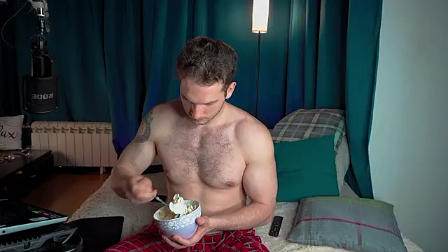 VIktorSecret online show from March 2026 07:12:02 AM