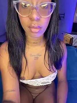 MiaMidnnightt online show from March 2026 07:19:01 AM