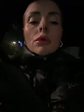 EmaSalis online show from December 2024 05:48:01 PM