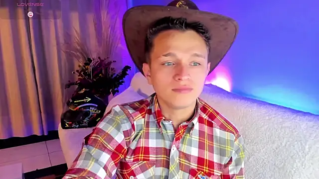 Snapshot of Tim_wolf chatting on February 2025 04:11:01 AM Tim wolf online show from February 2025 04:11:01 AM