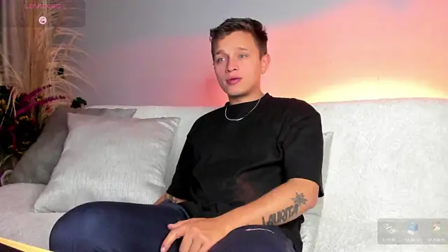 Snapshot of Tim_wolf chatting on February 2025 07:37:02 AM Tim wolf online show from February 2025 07:37:02 AM