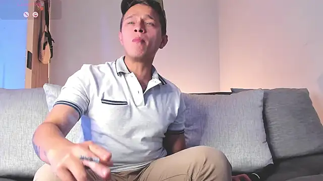 Snapshot of Tim_wolf chatting on February 2025 11:46:02 PM Tim wolf online show from February 2025 11:46:02 PM