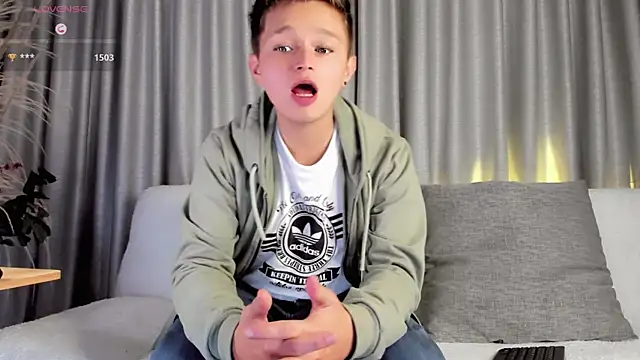 Snapshot of Tim_wolf chatting on March 2025 11:41:01 AM Tim wolf online show from March 2025 11:41:01 AM