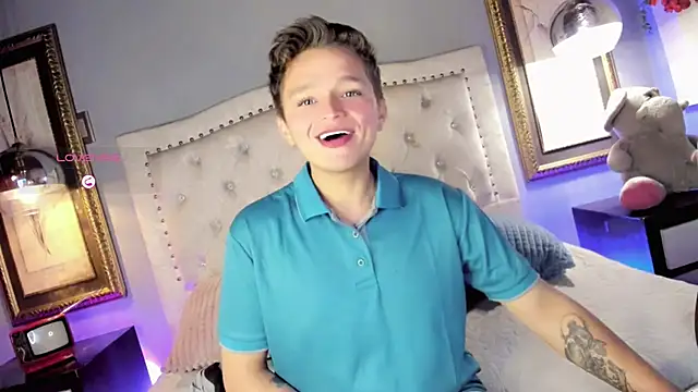 Snapshot of Tim_wolf chatting on September 2025 05:53:02 AM Tim wolf online show from September 2025 05:53:02 AM