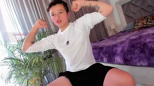 Snapshot of Tim_wolf chatting on September 2025 04:09:02 PM Tim wolf online show from September 2025 04:09:02 PM