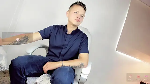 Snapshot of Tim_wolf chatting on December 2025 08:40:01 PM Tim wolf online show from December 2025 08:40:01 PM