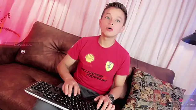 Snapshot of Tim_wolf chatting on December 2025 06:04:02 PM Tim wolf online show from December 2025 06:04:02 PM