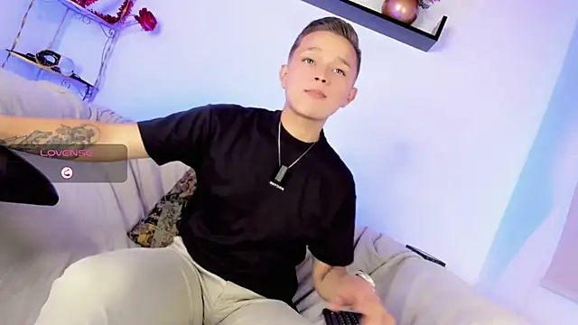 Snapshot of Tim_wolf chatting on February 2026 10:06:02 PM Tim wolf online show from February 2026 10:06:02 PM