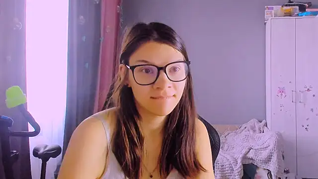 MollyLollipop online show from April 2026 08:15:01 AM