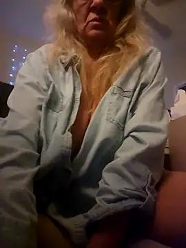 Snapshot of IMS_BHAVEN chatting on December 2024 03:55:01 PM IMS BHAVEN online show from December 2024 03:55:01 PM