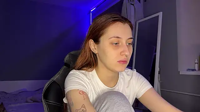 Uniarten online show from January 2025 02:13:01 PM