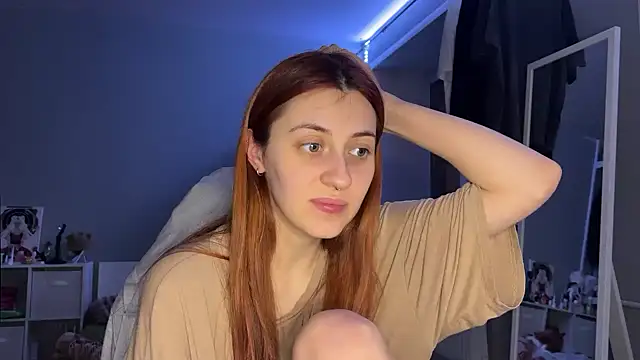 Uniarten online show from March 2025 06:34:01 PM