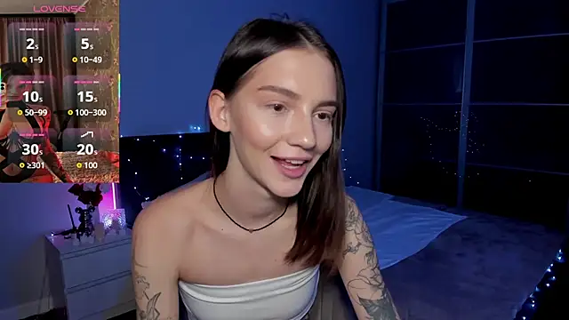 Snapshot of SophieCatty chatting on March 2026 09:07:01 PM SophieCatty online show from March 2026 09:07:01 PM