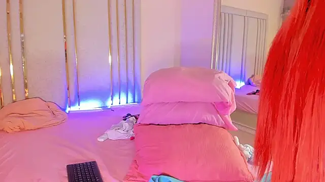 Snapshot of Saekohofman chatting on February 2025 04:19:02 AM Saekohofman online show from February 2025 04:19:02 AM