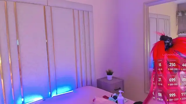 Snapshot of Saekohofman chatting on October 2025 04:25:02 AM Saekohofman online show from October 2025 04:25:02 AM