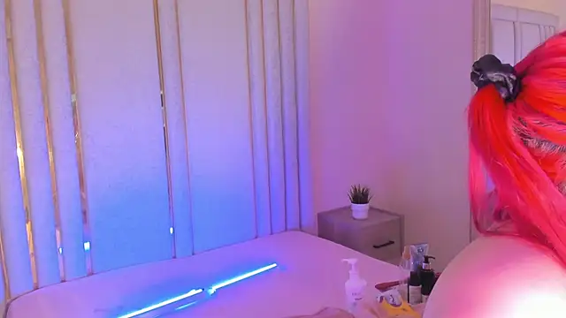 Snapshot of Saekohofman chatting on November 2025 04:10:02 AM Saekohofman online show from November 2025 04:10:02 AM