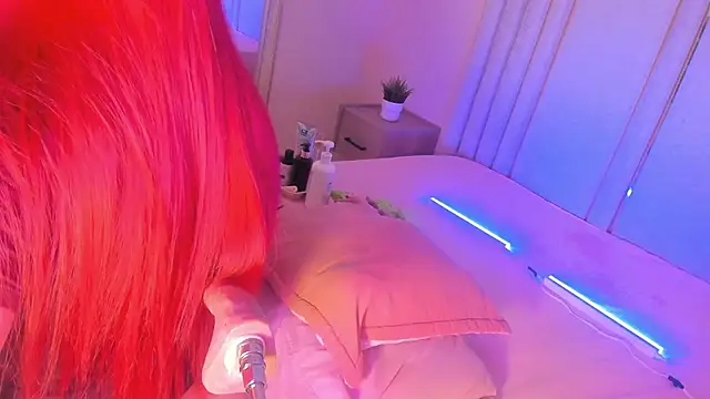 Snapshot of Saekohofman chatting on November 2025 04:11:01 AM Saekohofman online show from November 2025 04:11:01 AM