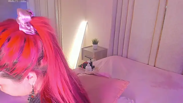 Snapshot of Saekohofman chatting on December 2025 04:11:02 AM Saekohofman online show from December 2025 04:11:02 AM